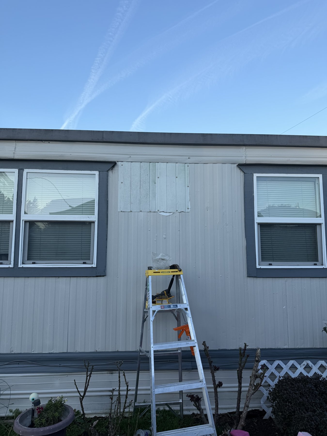 Exterior Siding and Fascia Board Restoration